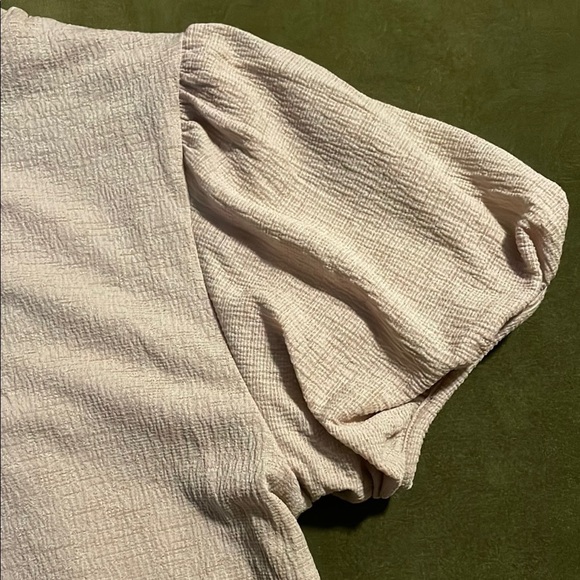 Halogen Gauzy Top in Beige - Picture 3 of 5